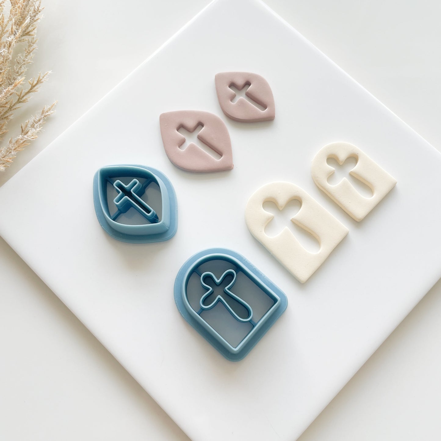 Cross Clay Cutters