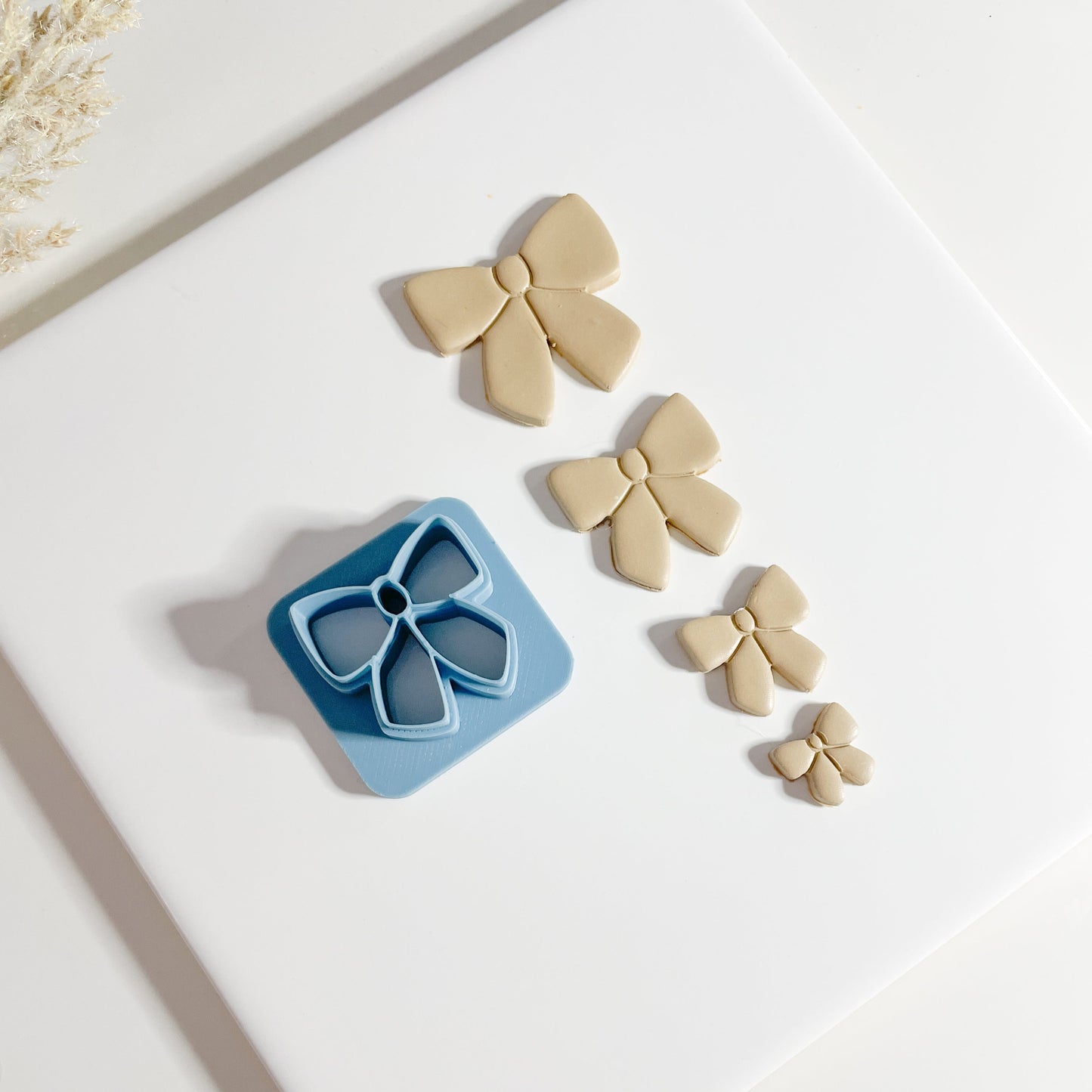 Cute Bow Croquette Clay Cutter