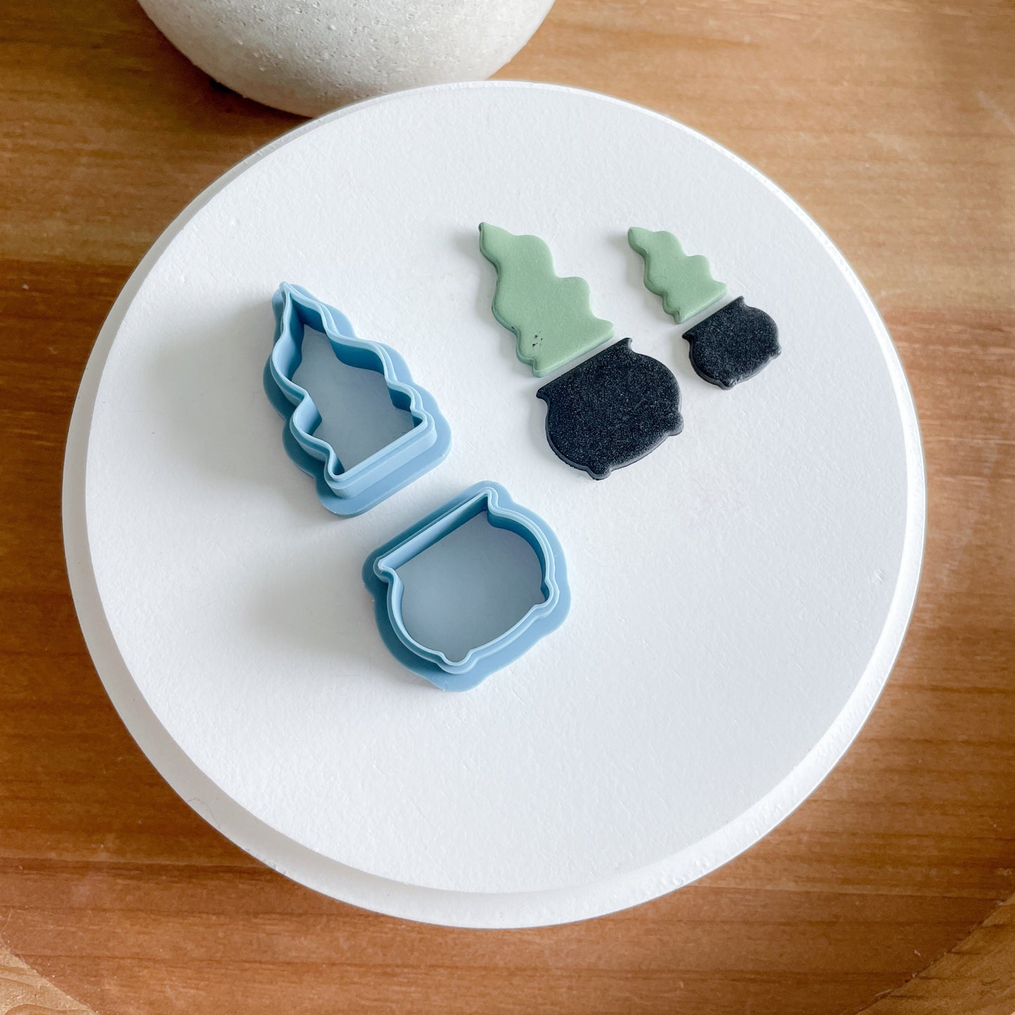 Cauldron Clay Cutter