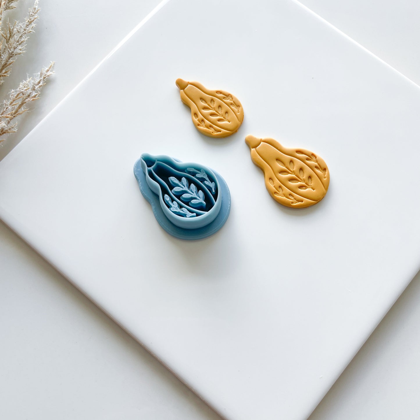 Floral Gourd Clay Cutter