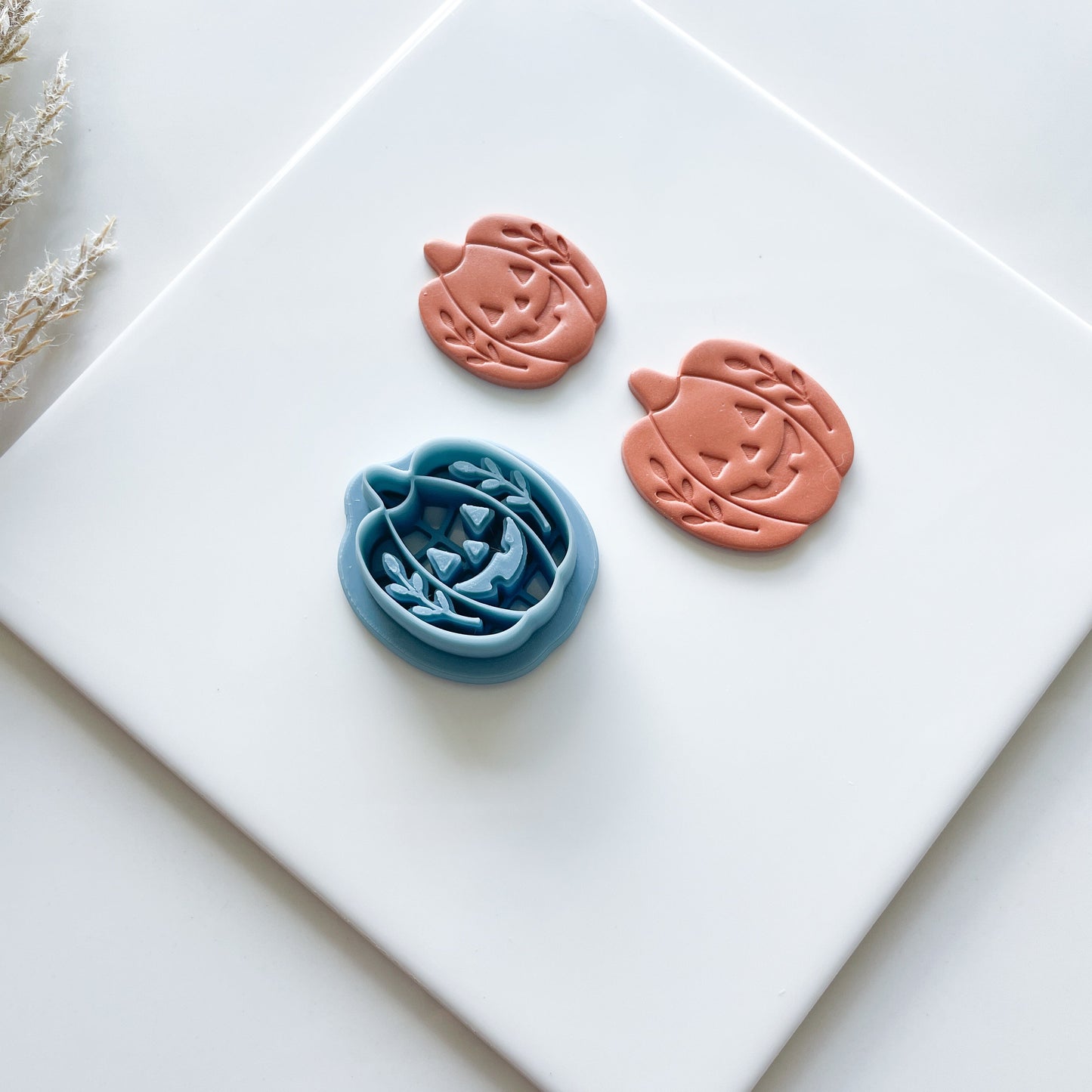 Floral Pumpkin Clay Cutter