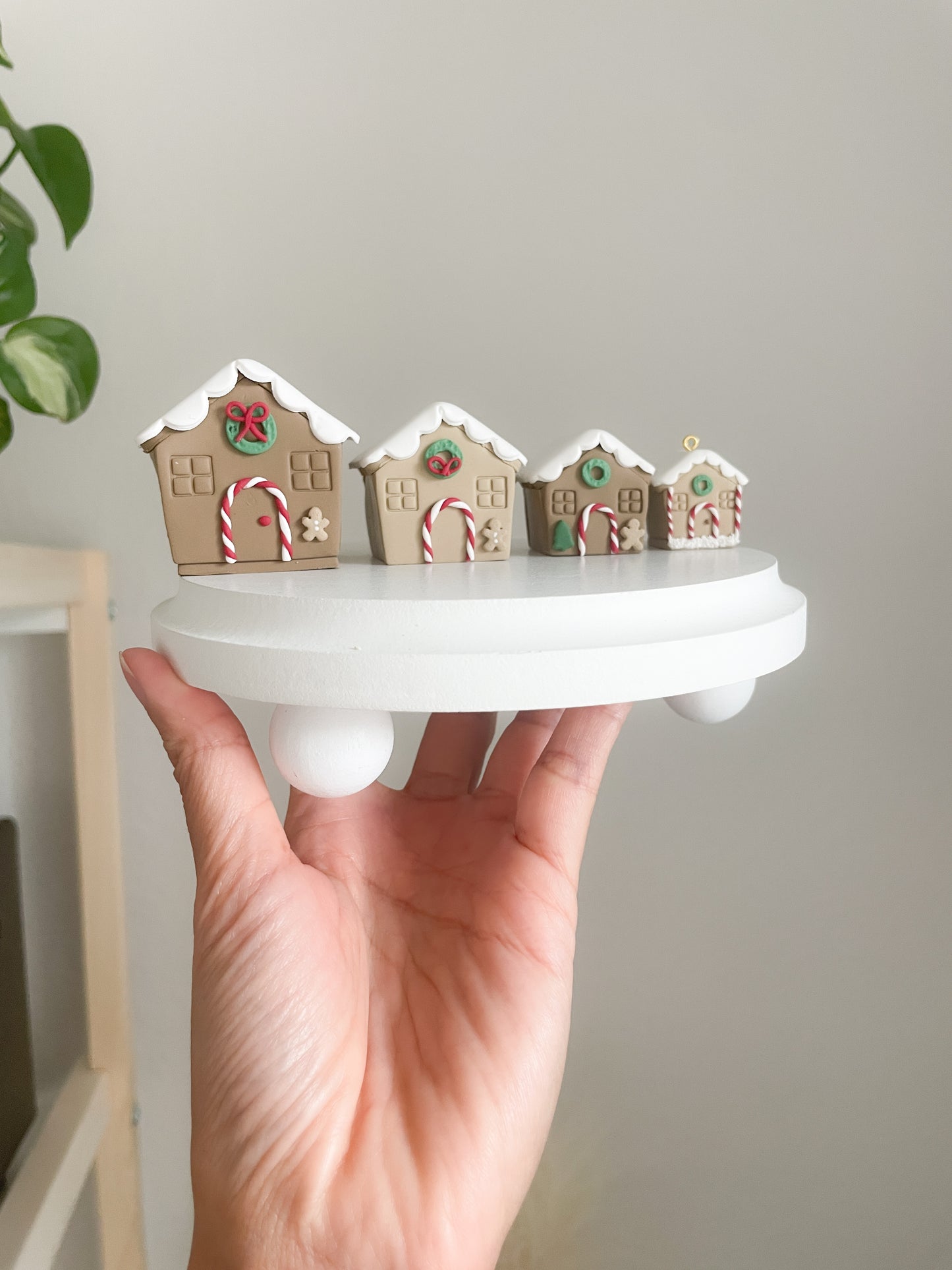 3D Gingerbread House Builder Kit