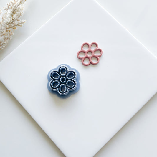 Daisy Clay Cutter