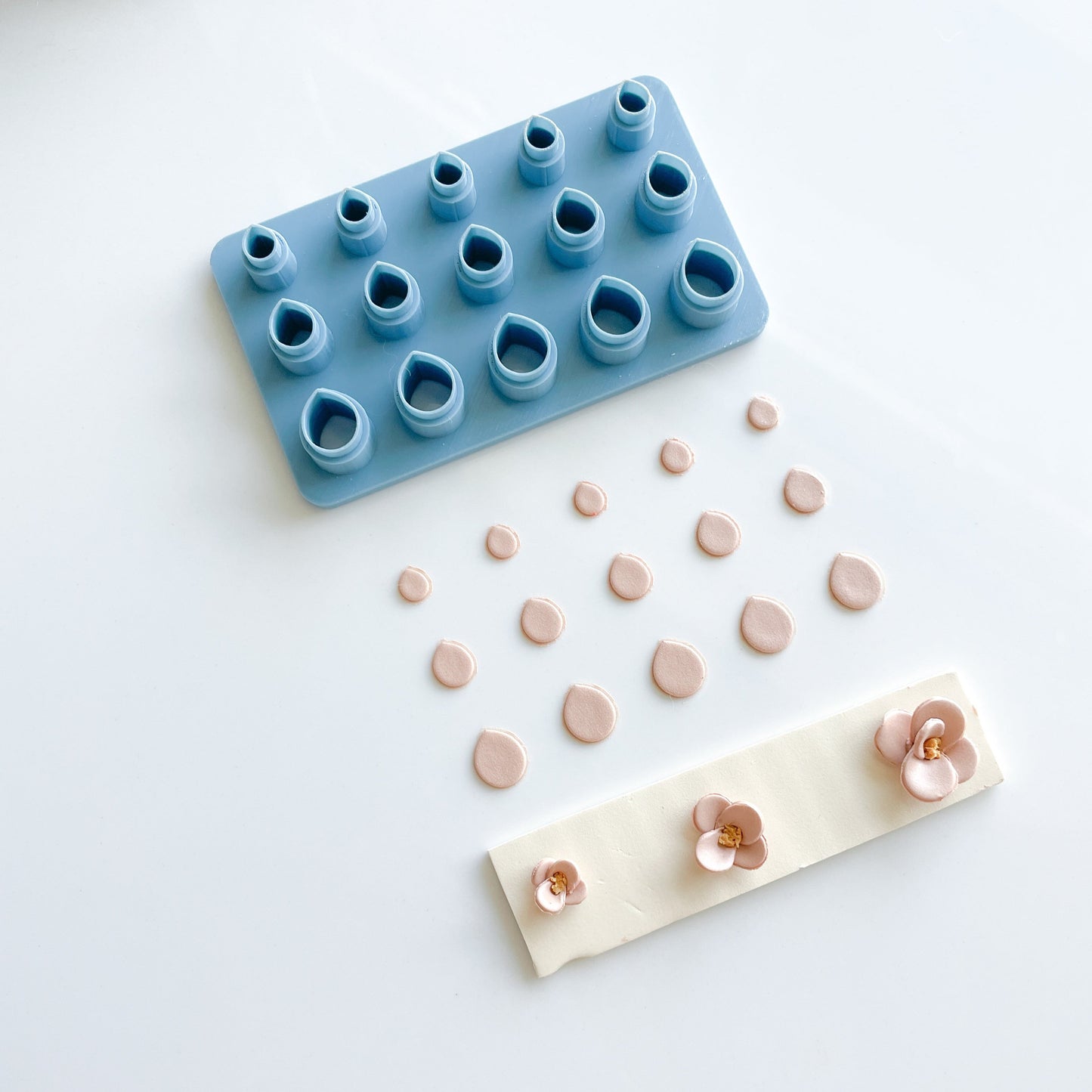 Micro Flower Petal Cluster No.2 Clay Cutter