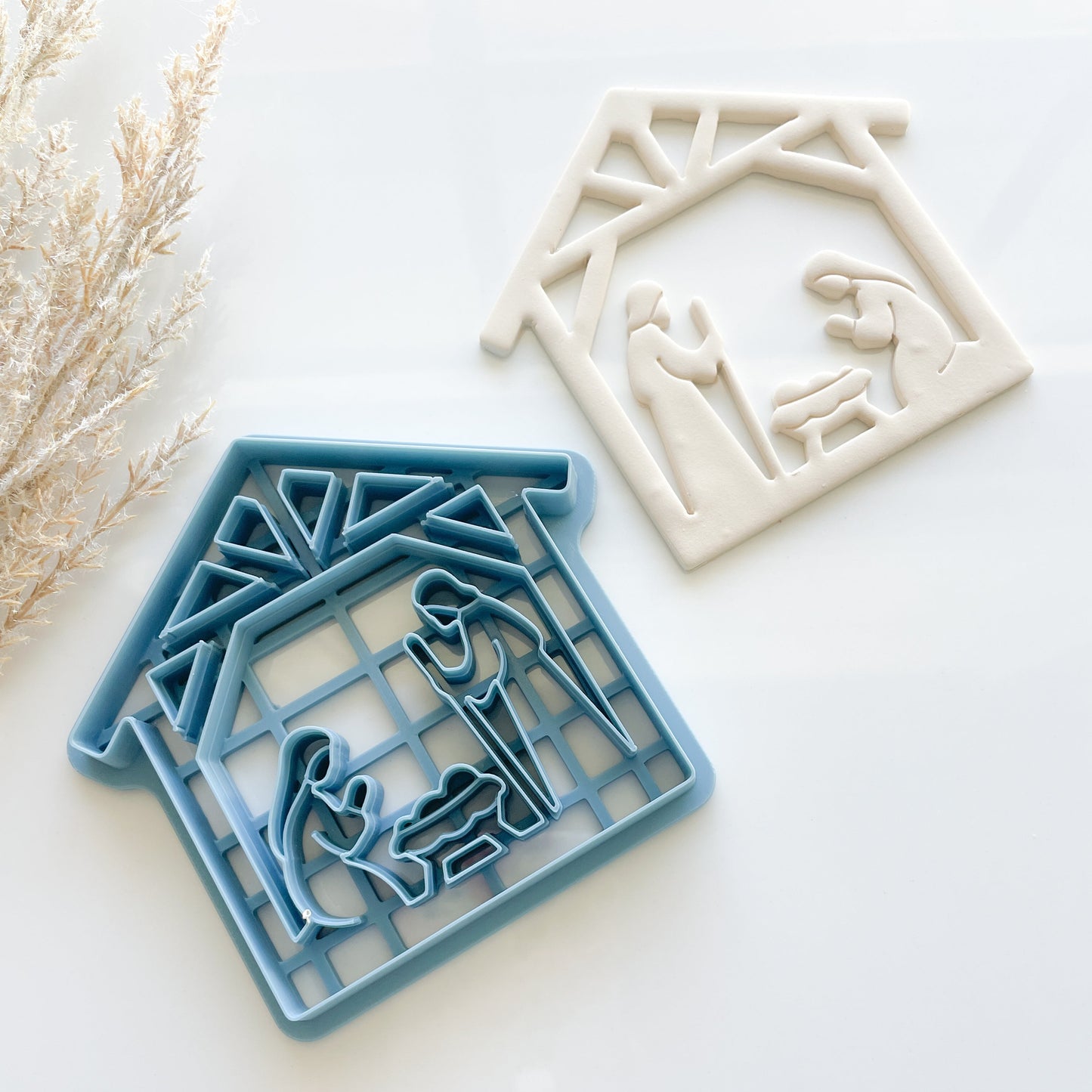 nativity scene ornament