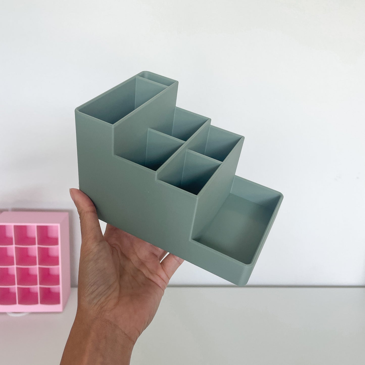 Slim Tool Organizer