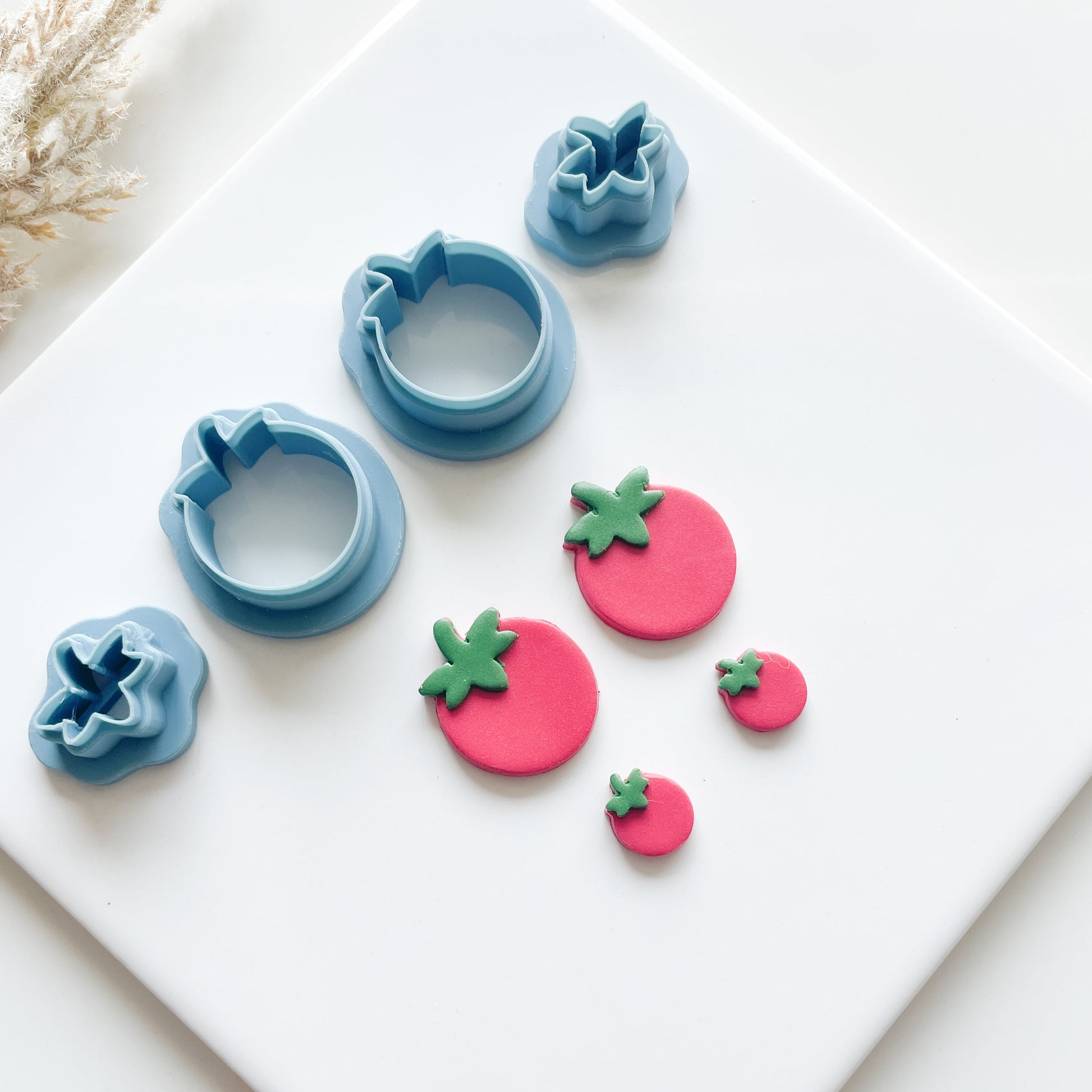 Tomato Clay Cutter