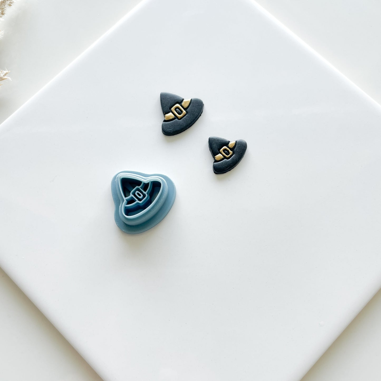 Witch Hat Stud Clay Cutter