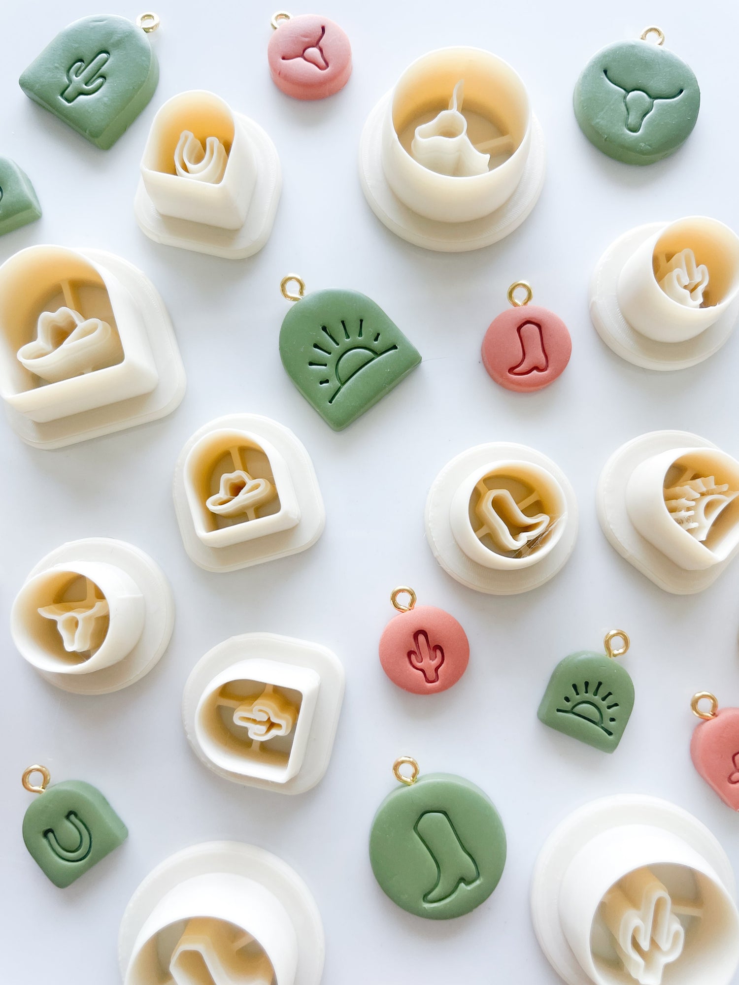 Charms (3.50mm clay)