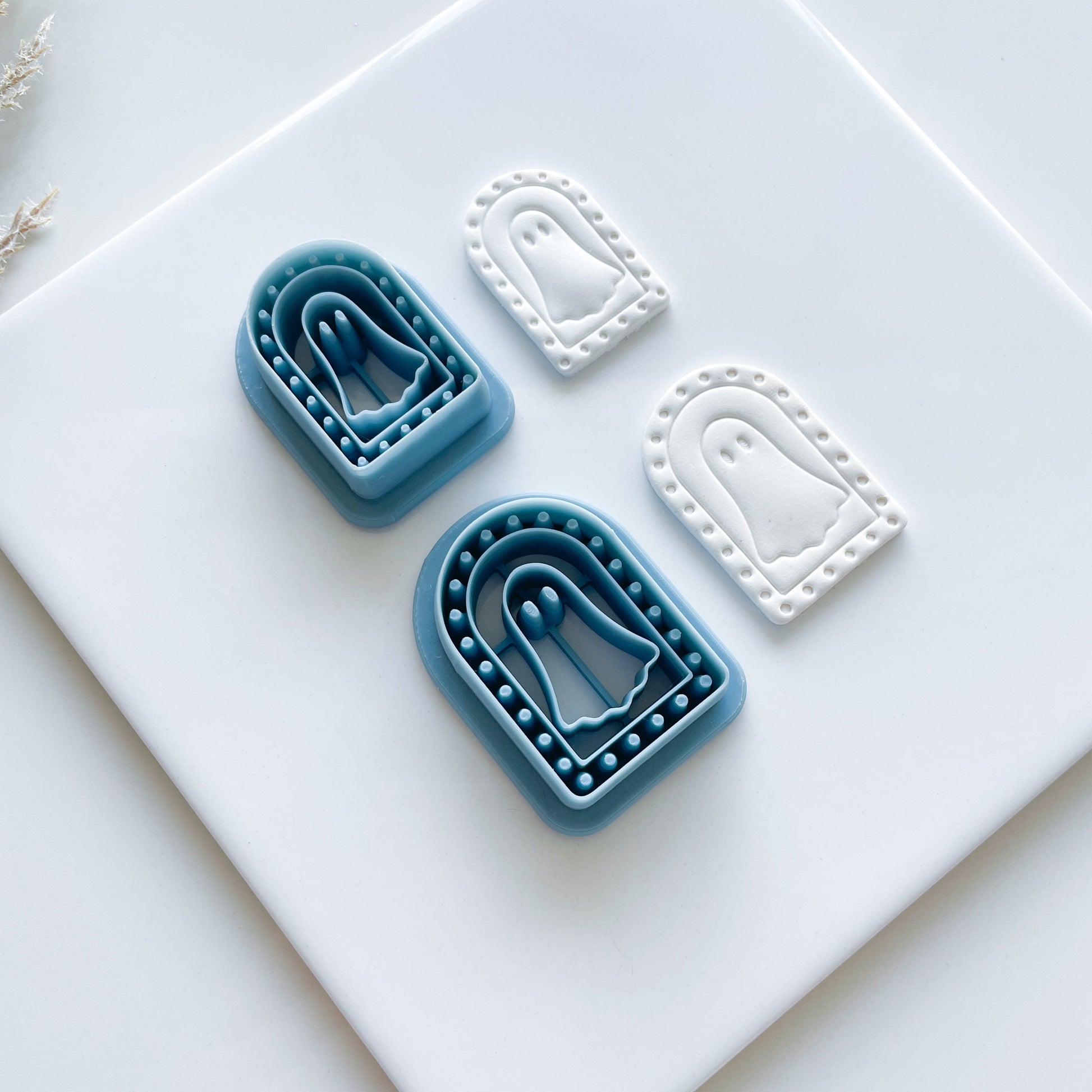 Ghost clay cutter