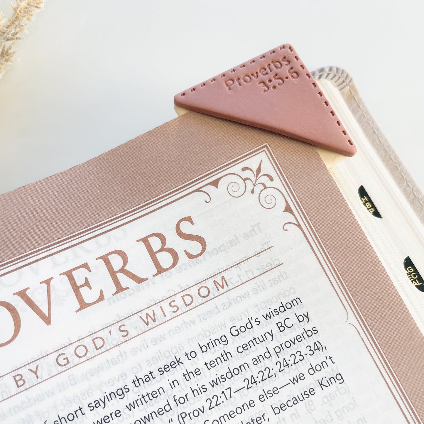Corner Bookmark Clay Cutter