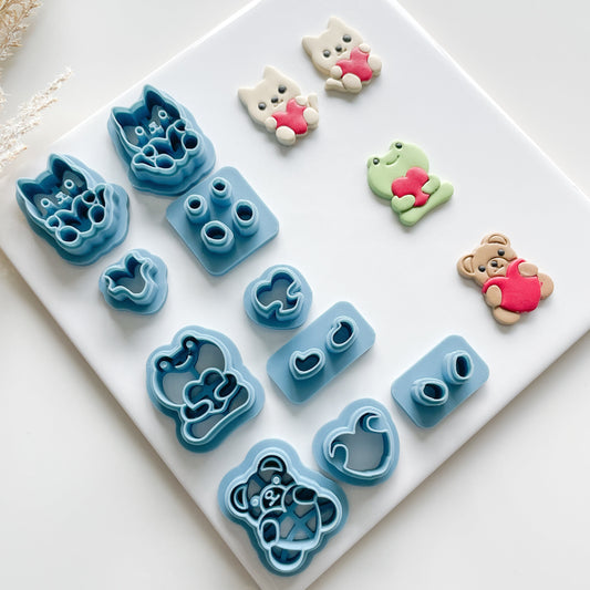 Cute Animals Holding Hearts Clay Cutters