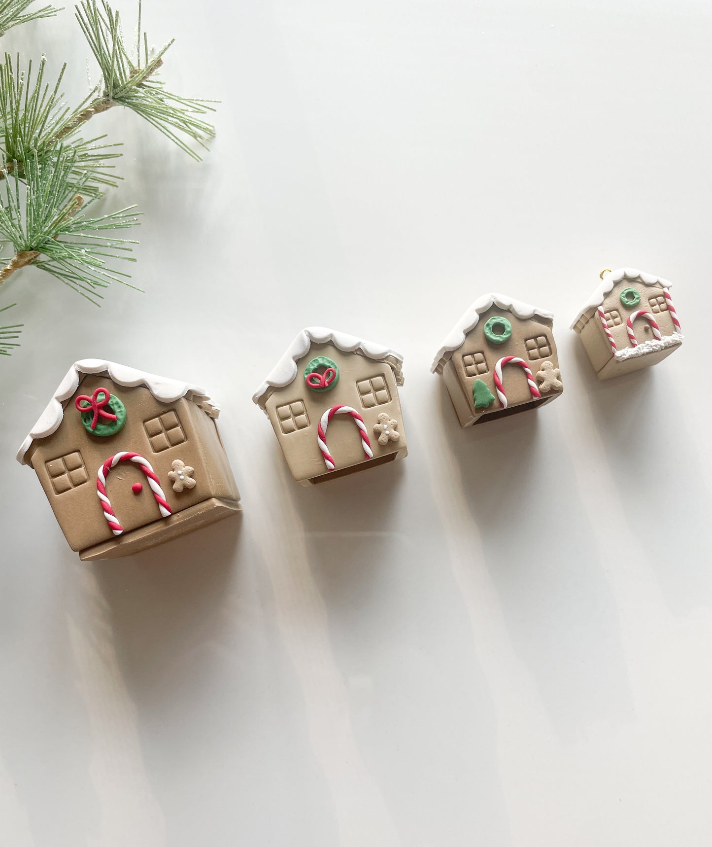 3D Gingerbread House Builder Kit