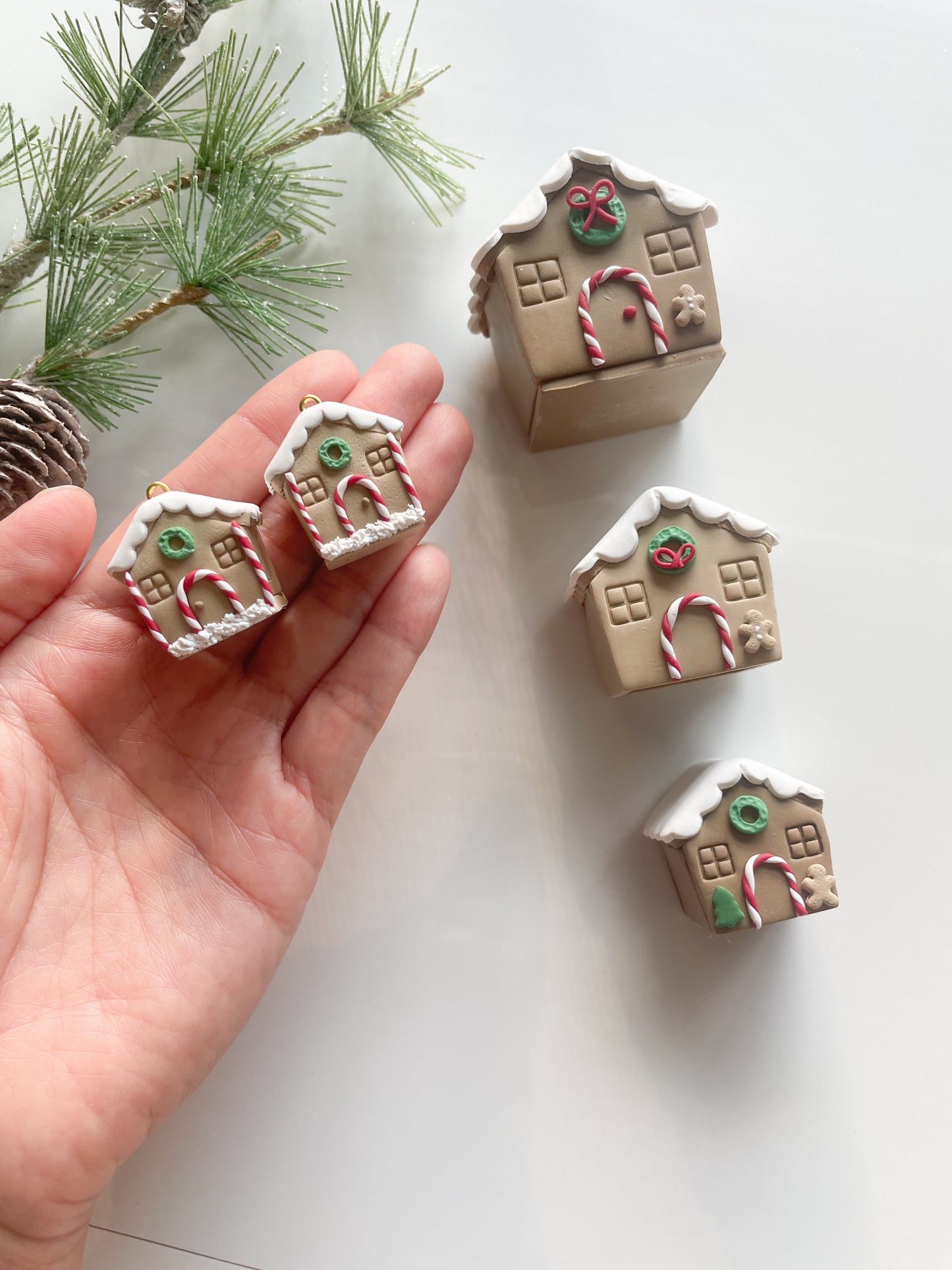3D Gingerbread House Builder Kit