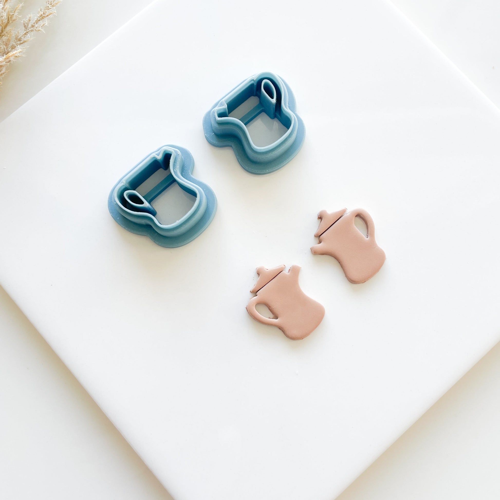 Vintage Tea Pot Clay Cutter