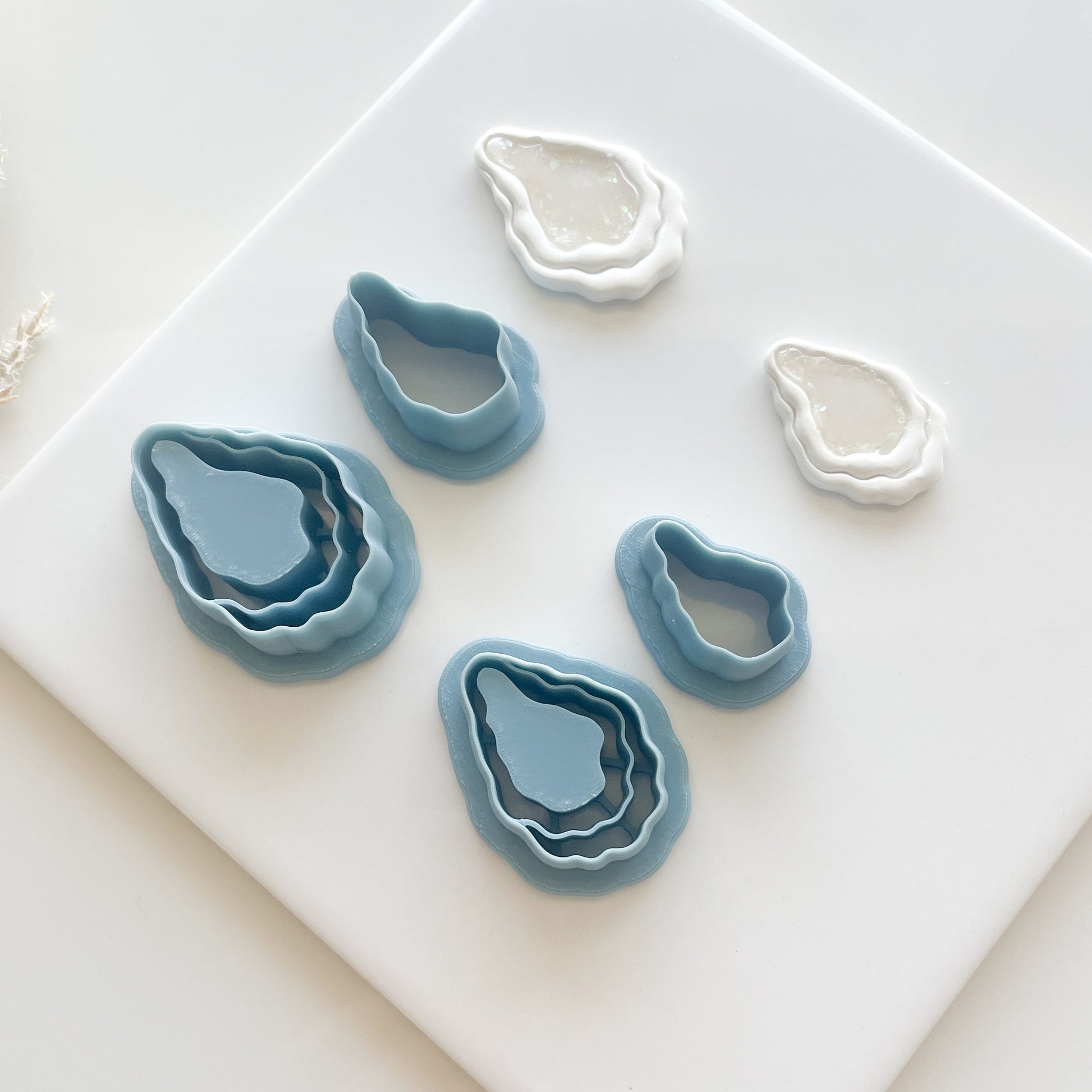 Oyster Clay Cutter