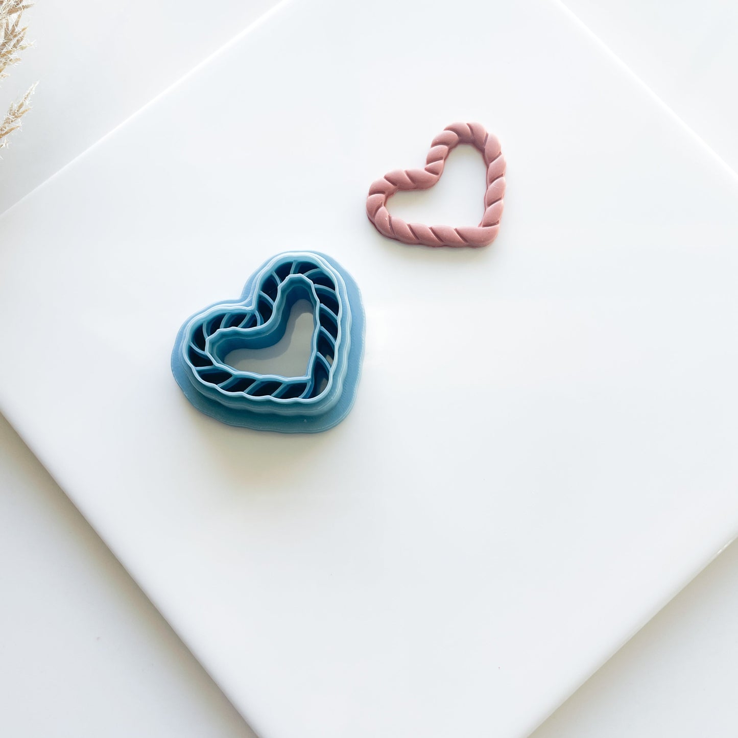 Twisted Heart Rope Clay Cutter