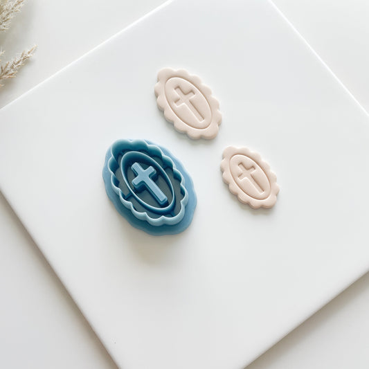 Scallop Frame Cross Clay Cutter