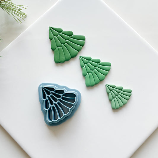 Scalloped Christmas Tree Clay Cutter