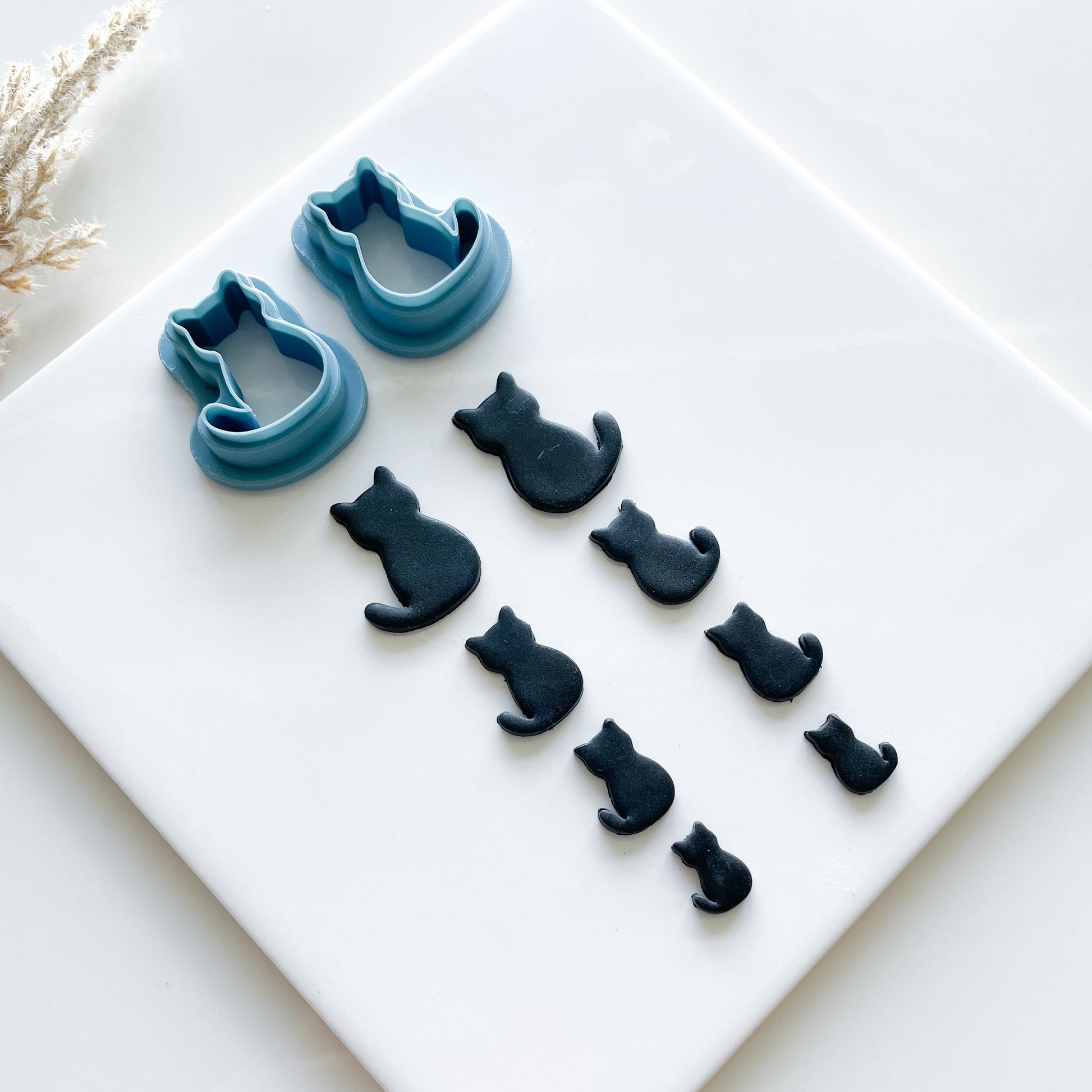Sitting Cat Clay Cutter