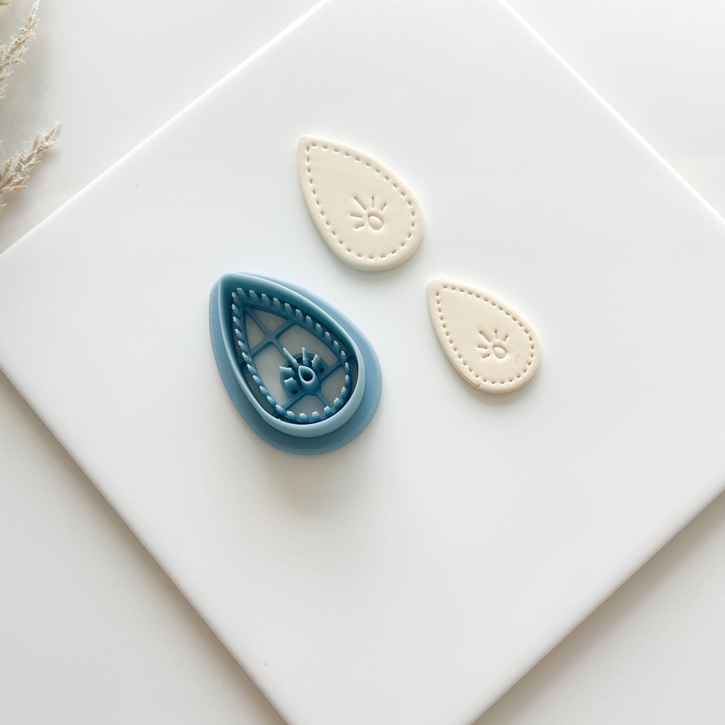 Sunrise Teardrop Clay Cutter